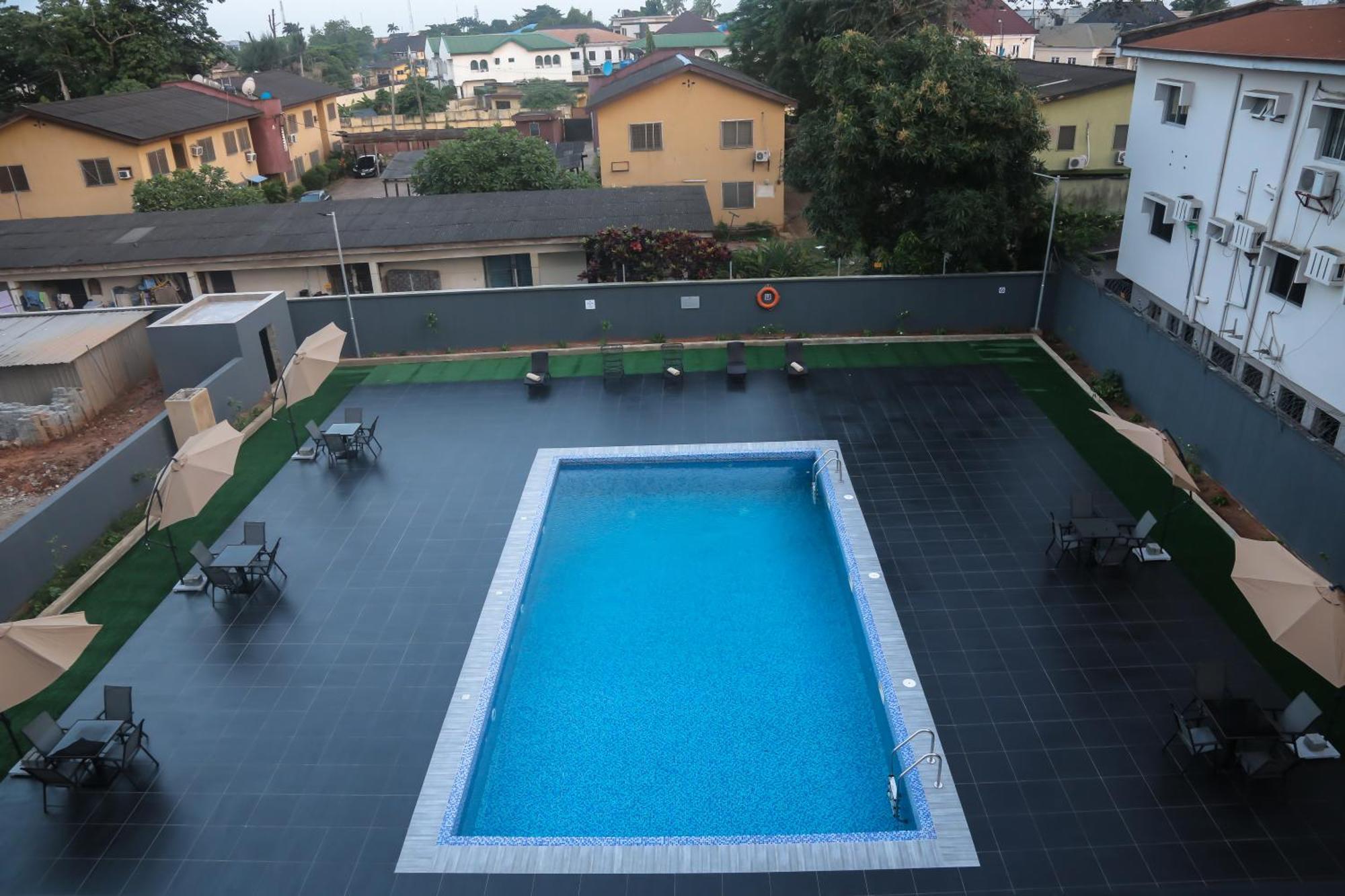 Bon Hotel Ikeja Residence エクステリア 写真